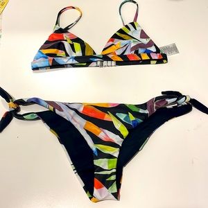 New Never Worn Mara Hoffman Bikini. Top-medium. Bottoms- large